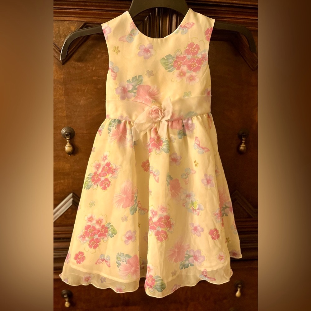 4T yellow with pink floral, lined sleeveless dress.  Great condition.
